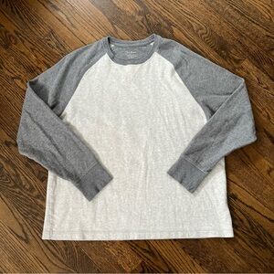 LL Bean Men’s Sz Large Colorblock Gray/Off-white Raglan Sleeve Crew Neck Shirt